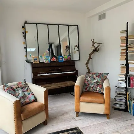 Bright House 10m From Paris Vakantiehuis *