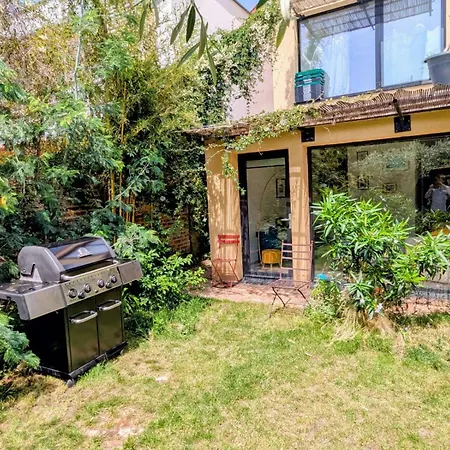 Bright House 10m From Paris Vakantiehuis
